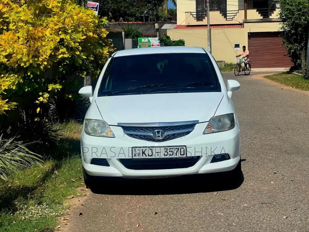 Honda Fit Aria 2010 Car (Used)