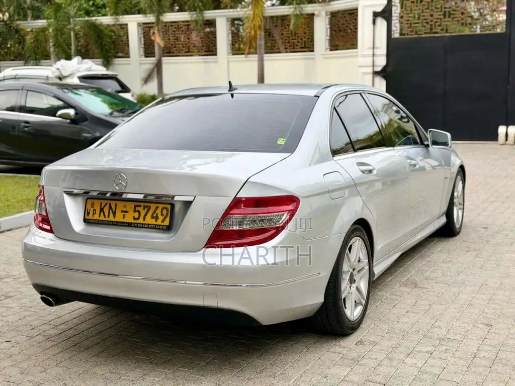 Mercedes-Benz C180 2010 Car (Used)