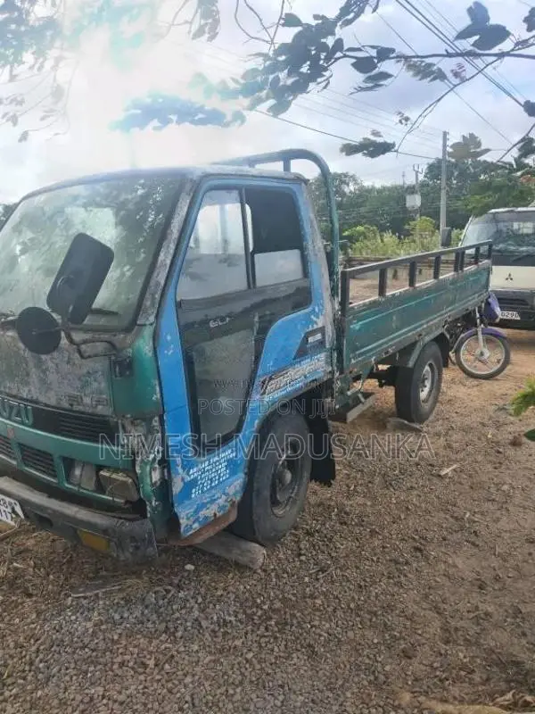 Isuzu ELF 150 1980 Motorbike Unregistered (Recondition)