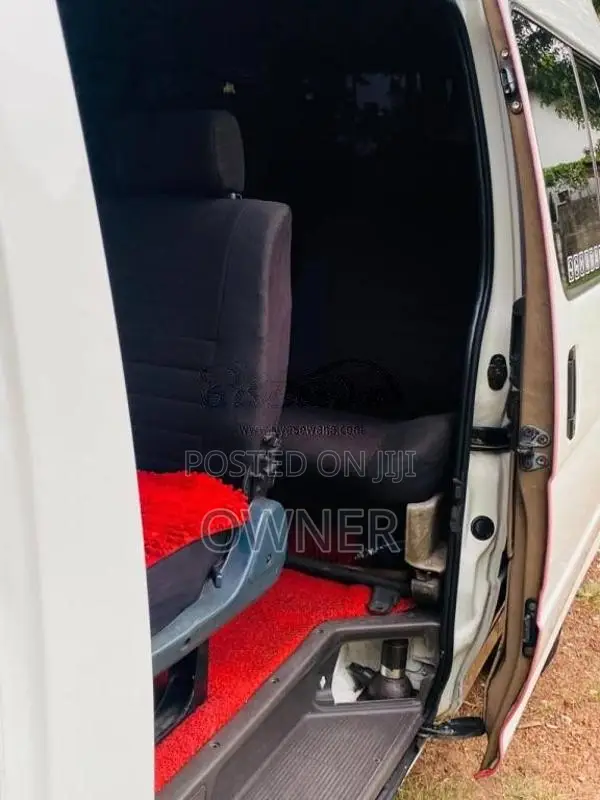 Toyota Dolphin High Roof Supa Long LH 125 1996 Van (Used)