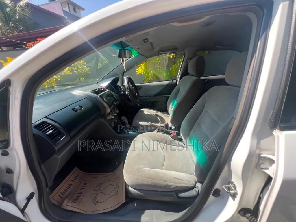 Honda Fit Aria 2010 Car (Used)
