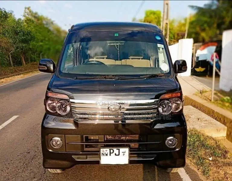 Daihatsu Atrai Wagon 2016 Van (Used)