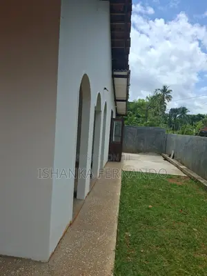 5bdrm House in Kurunegala for rent