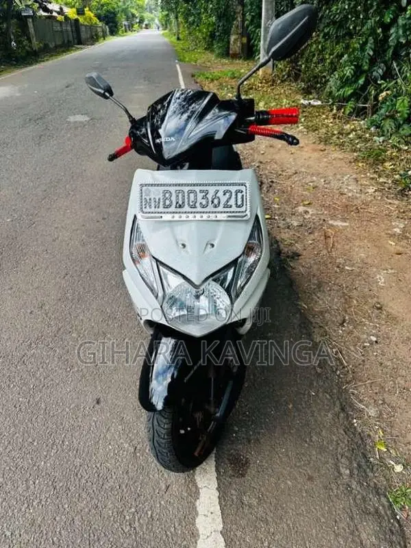 Honda Dio 2016 Motorbike (Used)