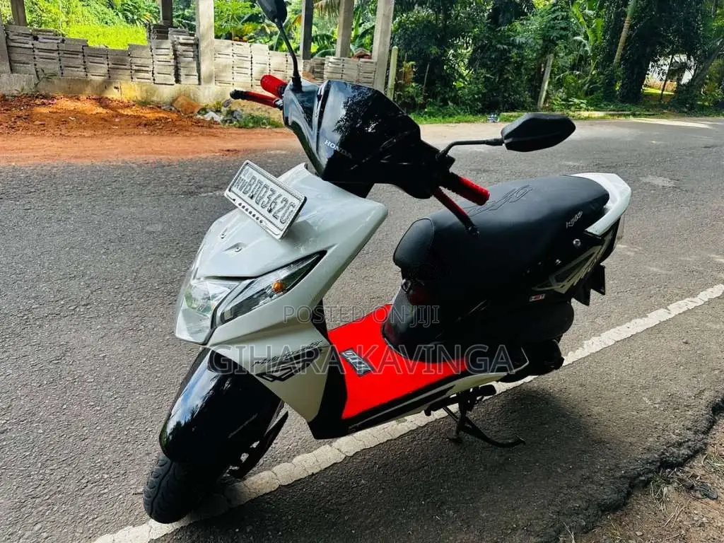 Honda Dio 2016 Motorbike (Used)