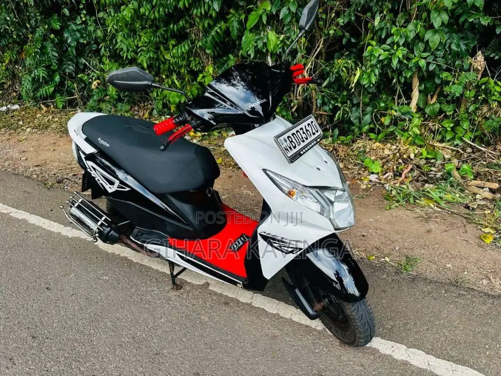 Honda Dio 2016 Motorbike (Used)