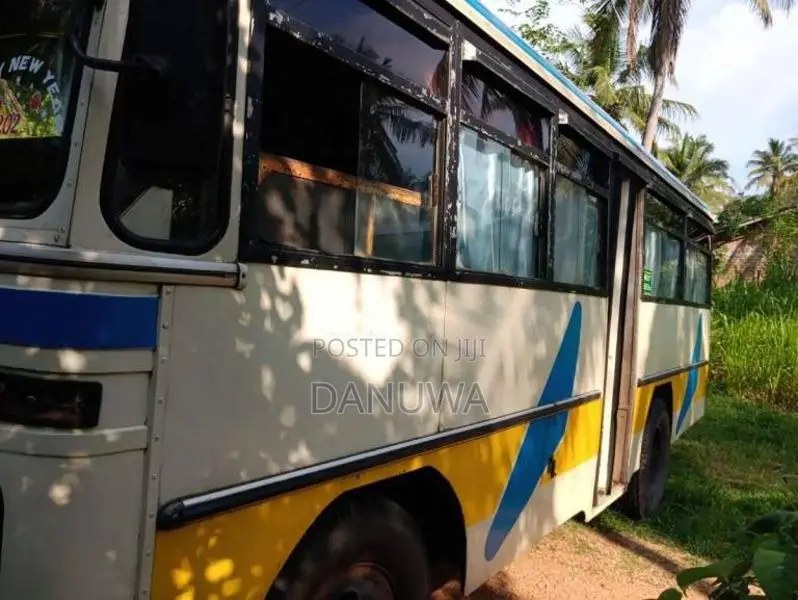 Tata 909 1994 Bus (Used)