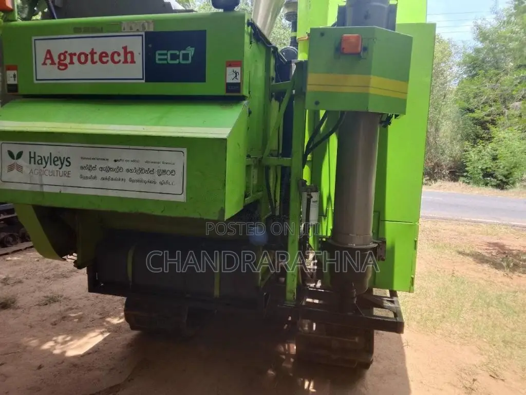 Kubota Harvester 2013 Heavy-Duty (Used)