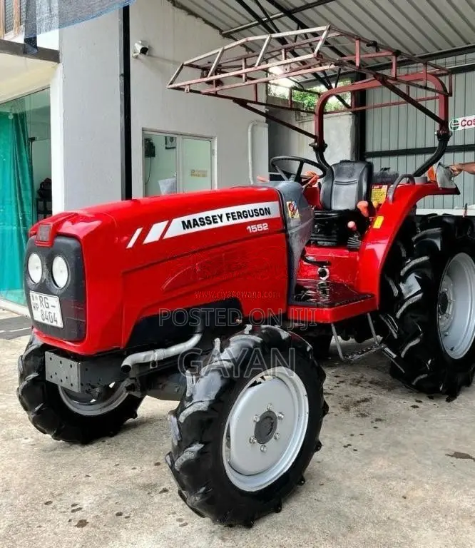 Massey-Ferguson 1552 2018 Tractor (Used)