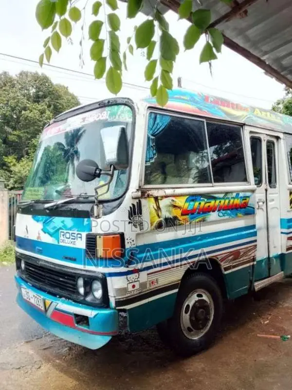 Mitsubishi Rosa 1985 Bus (Used)