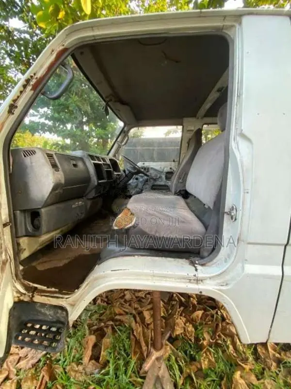 Toyota CrewCab 2000 Crew Cab (Used)