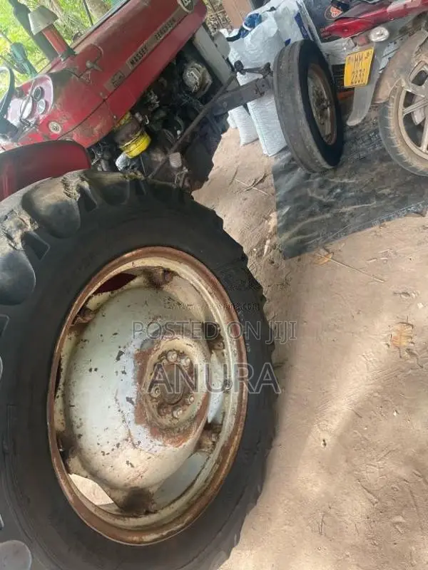 Massey-Ferguson 135DL 2020 Tractor (Used)