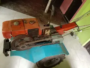 Other Lorel 2004 Tractor (Used)