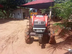 Kubota L4508 2018 Tractor (Used)