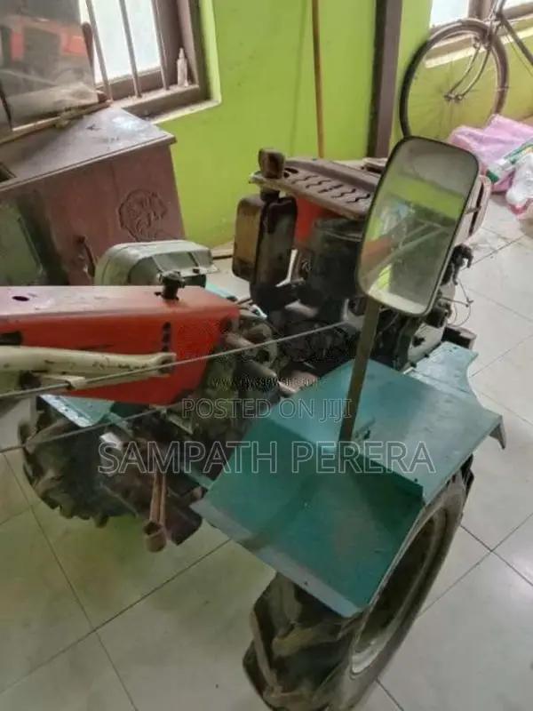 Other Lorel 2004 Tractor (Used)