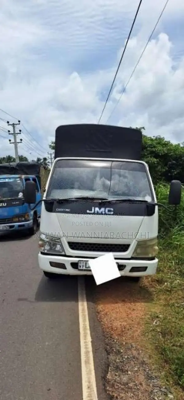 JMC CrewCab 2012 Crew Cab (Used)