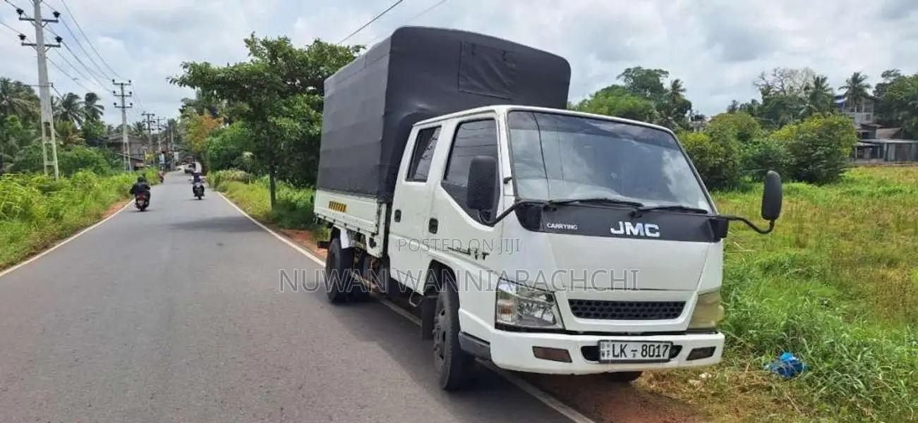 JMC CrewCab 2012 Crew Cab (Used)