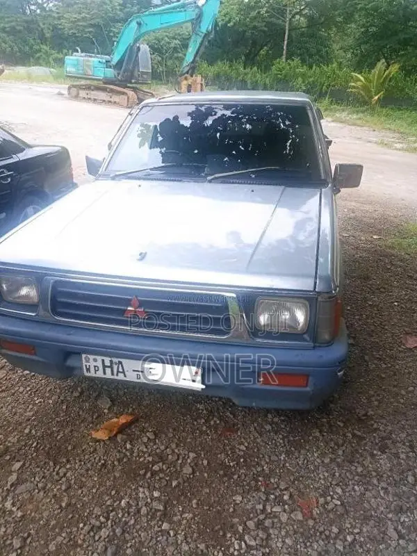Mitsubishi L200 2001 Pickup (Used)
