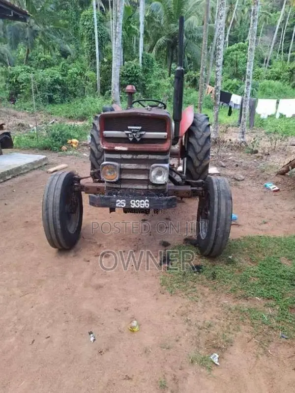 Massey-Ferguson 135 1971 Tractor (Used)