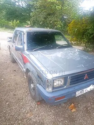Mitsubishi L200 2001 Pickup (Used)