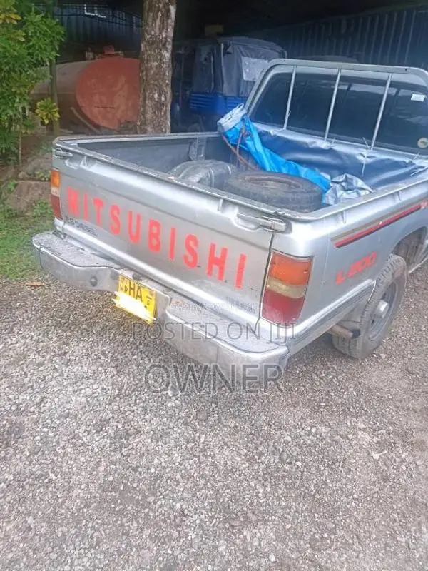 Mitsubishi L200 2001 Pickup (Used)