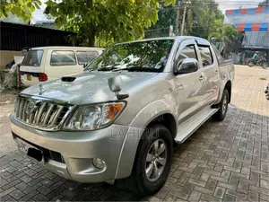 Toyota Hilux Vigo Thailand 2006 Pickup (Used)
