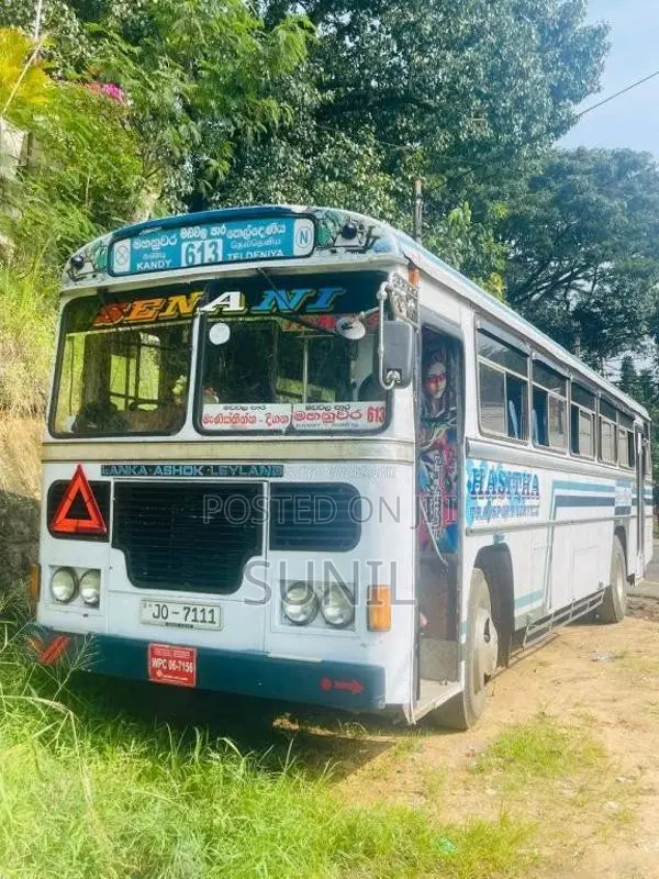Ashok-Leyland Annamale 2004 Bus (Used)