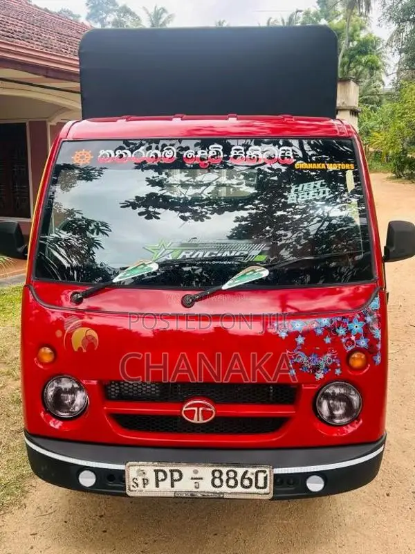 Tata Dimo Batta 2010 Lorry (Used)