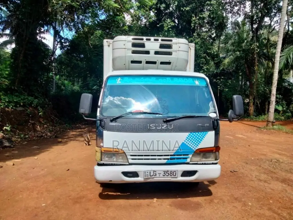 Isuzu 350 2009 Lorry (Used)