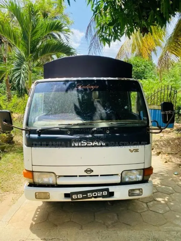 Nissan Atlas 200 1993 Lorry (Used)