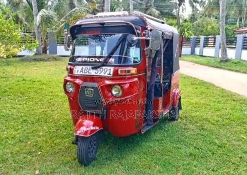 Bajaj RE 4 Stroke 2016 Three Wheel (Used)
