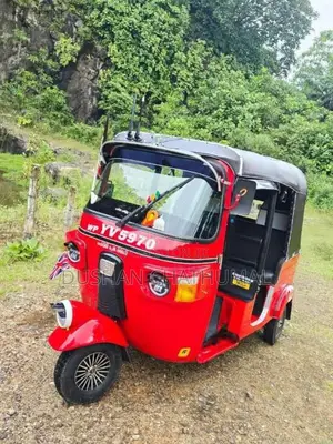 Bajaj RE 2011 Three Wheel (Used)
