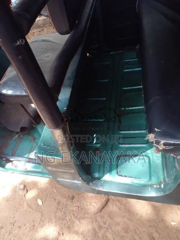 Bajaj RE 1981 Three Wheel (Used)