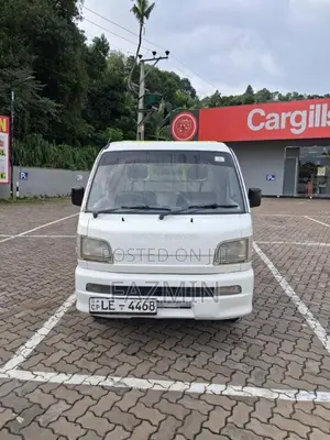 Daihatsu S200 2003 Lorry (Used)