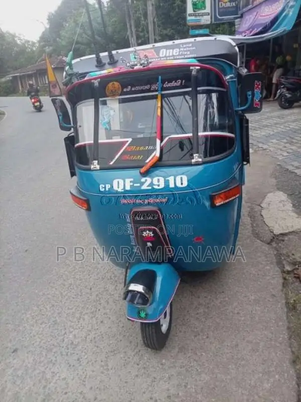 Bajaj 2 Stroke 2006 Three Wheel (Used)