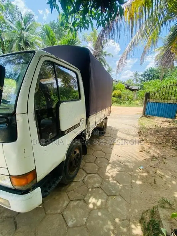 Nissan Atlas 200 1993 Lorry (Used)