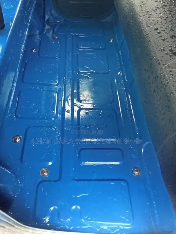 Bajaj 4 Stroke 2011 Three Wheel (Used)