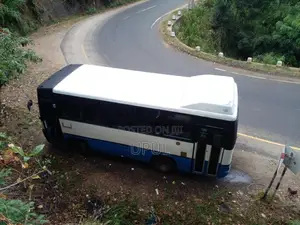 Isuzu Journey Q 1990 Bus (Used)
