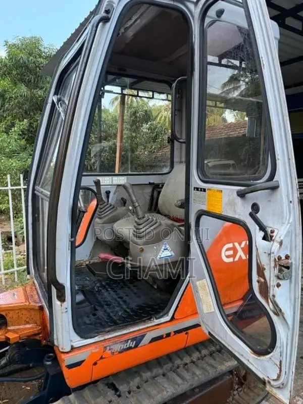 Hitachi Landy 2023 Heavy-Duty (Used)