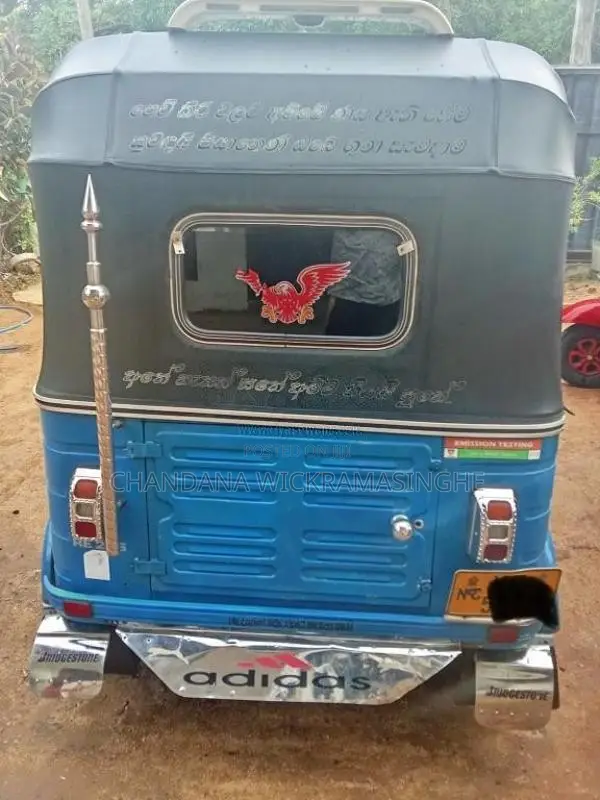 Bajaj 4 Stroke 2011 Three Wheel (Used)