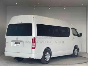Toyota KDH High Roof HIACE Commuter 2026 Van (Used)