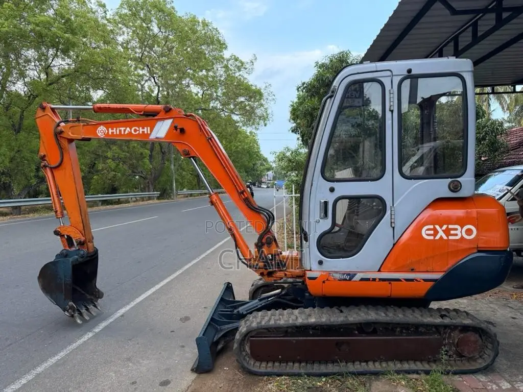 Hitachi Landy 2023 Heavy-Duty (Used)