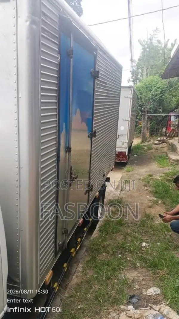 Isuzu ELF 2006 Lorry (Used)