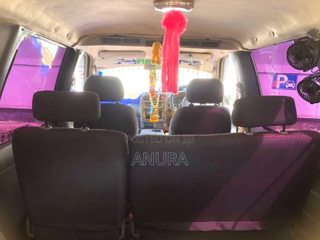 Nissan Serena 1998 Van (Used)