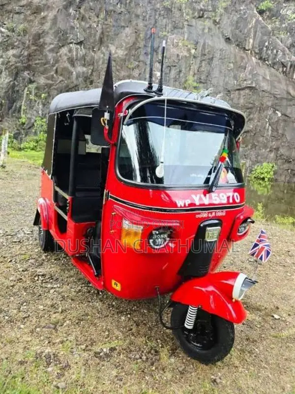 Bajaj RE 2011 Three Wheel (Used)