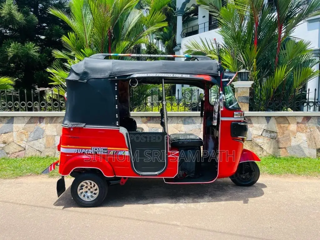 Bajaj RE 4 Stroke 2015 Three Wheel (Used)