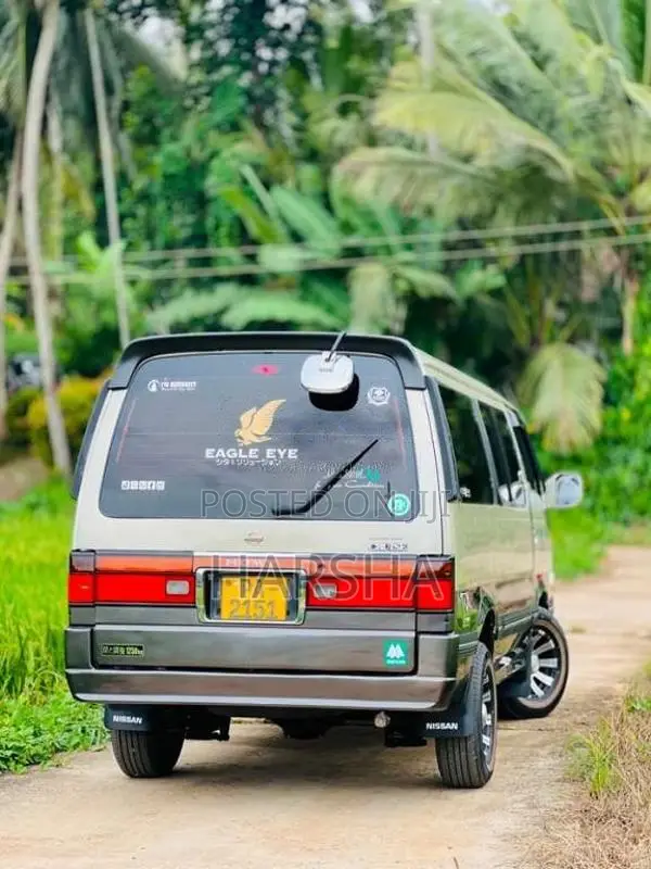 Nissan Caravan 1999 Van (Used)