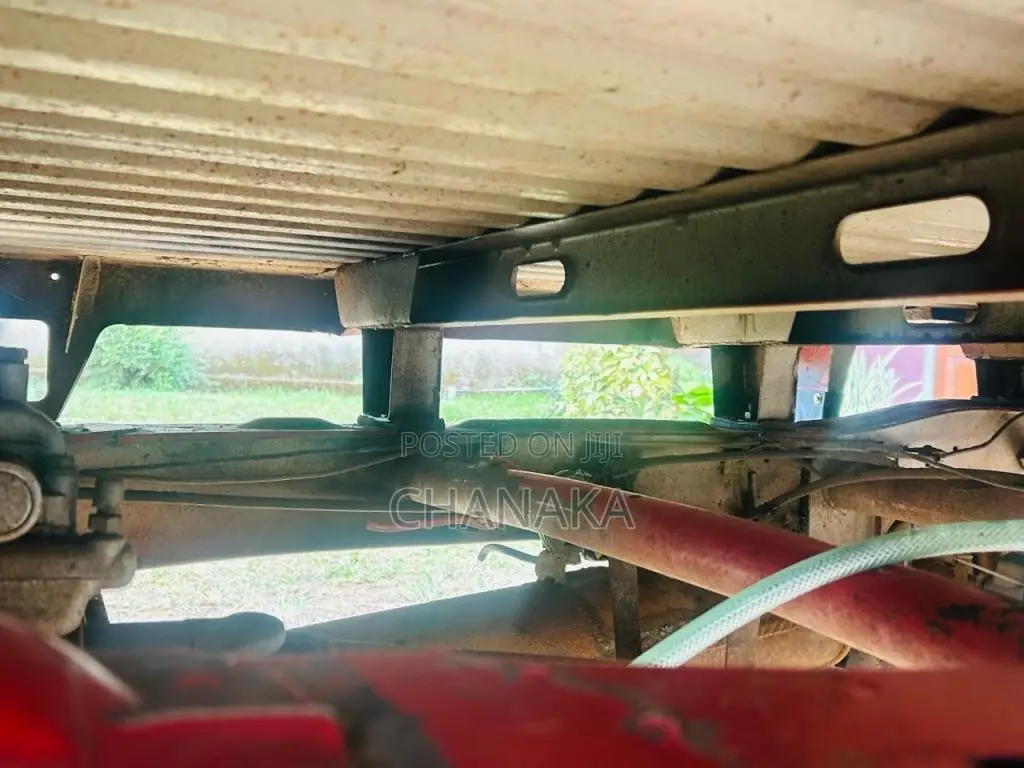 Tata Dimo Batta 2010 Lorry (Used)