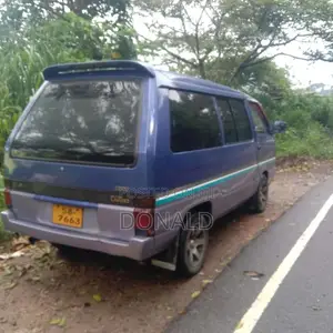 Nissan Largo 1992 Van (Used)