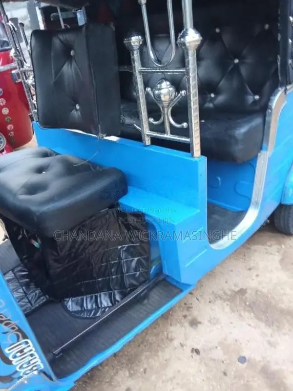 Bajaj 4 Stroke 2011 Three Wheel (Used)